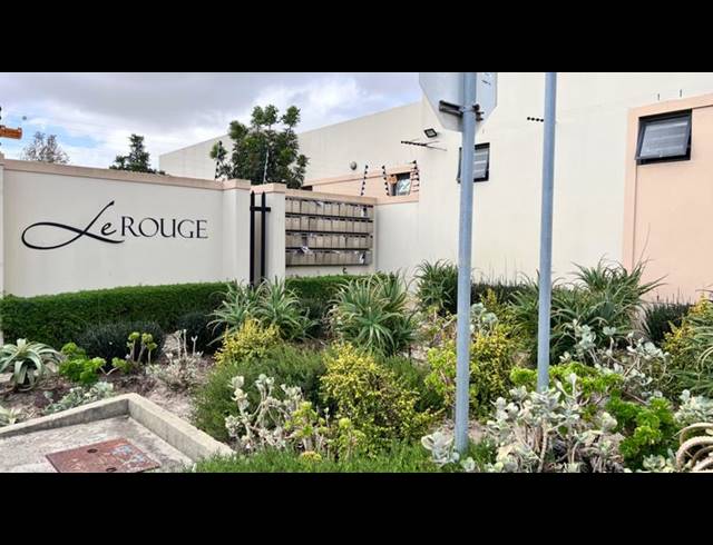 2 BEDROOM APARTMENT FOR SALE IN BURGUNDY ESTATE